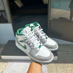 -Very Comfortable Jordan’s -Worn Around 4/5 Times -Size Women’s 5.5 (I’m A 6.5/7) And They Fit Perfectly -This Is Such A Good Deal For Real Jordans Jordan 1 Mid Green, Real Jordans, Nike Shoes Air, Shoes Air, Nike Green, Air Jordan 1 Mid, Jordan 1 Mid, Green Grey, Gray Green