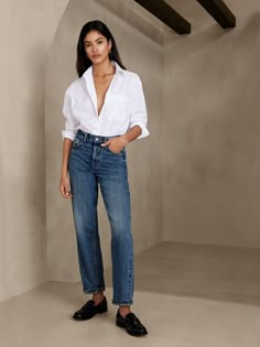 Banana Republic Outfits, Straight Jeans Outfit, Straight Leg Jeans Outfits, Banana Republic Jeans, Straight Fit Jeans, Petite Jeans, Different Outfits, Slim Straight Jeans, Best Jeans