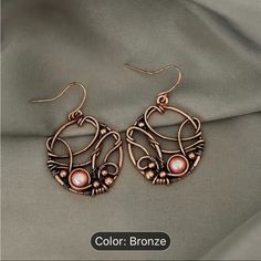 Brand New Deco, Art Design Bronze Earrings. Elegant Copper Wrap Earrings, Metal Art Jewelry, Wire Jewelry Earrings, Wire Jewelry Patterns, Diy Wire Earrings, Wire Wrap Jewelry Designs, Wire Wrapped Jewelry Diy, Diy Jewelry Inspiration, Bohemian Mode