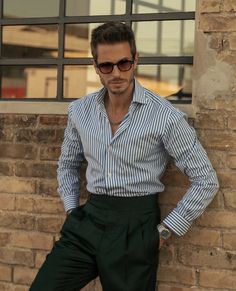 Classy Gentleman, Money Aesthetics, Money Clothing, Dark Academia Outfits, Men's Wedding Outfit, Mens Business Casual Outfits, Classy Outfits Men, Male Clothing, Men's Formal Style