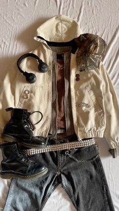 Grunge Clothing Aesthetic, Aesthetic Guy, Alt Clothes, Grunge Clothing, Clothing Aesthetic, Alt Outfits, Dope Outfits For Guys, Junk Drawer