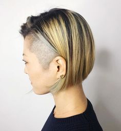 Half-Shaved Undercut Bob Cute Bobs For Black Women, Women With Undercut, Bobs For Black Women, Bob With Shaved Side, Cute Bobs, Undercut Sidecut, Nice Haircuts