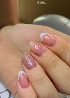 #instagram #unhasdegel #aesthetic #nailart Asian Nails, Clean Nails, Short Acrylic Nails, Nail Manicure, Mary Kay, White Nails, Simple Nails, Iphone Background