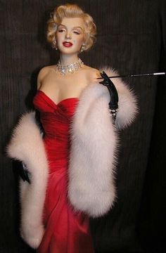 Old Hollywood Prom, Hollywood Glam Dress, Hollywood Glamour Dress, Marilyn Monroe Outfits, Monroe Dress, Glamour Outfit, Vintage Hollywood Glamour, Hollywood Dress, Fest Outfits