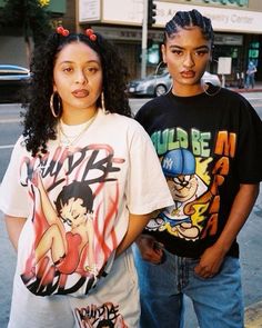 Hip Hop 90, Chica Hip Hop, 90s Black Culture Aesthetic, 2000s Makeup Looks, Streetwear Photoshoot, Black Photography