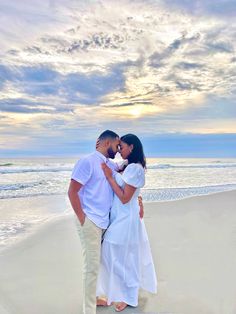 Beach engagement love wedding fiancé destination photography poses couple goals cute Engagement Photos On The Beach, Vacay Pics, Anniversary Pics, Bday Photoshoot, Anniversary Shoot, Pre Wedding Shoot Ideas