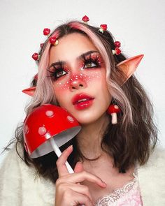 Charlotte Roberts, Face Art Makeup, Mushroom Fairy, Smink Inspiration, Fairy Makeup, Elf Makeup, Cute Makeup Looks, Creative Eye Makeup, Creative Makeup Looks