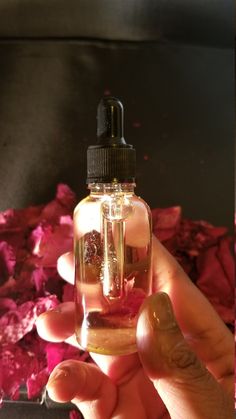 Apocrypha's Signature multi-purpose Rose Oil is a powerful blend of dried rose petals, calendula, rosehips, and hibiscus that rests in a blend of organic argan, sunflower, sweet almond, and apricot kernel oils which are solar infused for six months. Our Rose oil is suitable for all skin types, especially maturing skin. This divine oil is available scented or unscented, we add Alteya Bulgarian Rose Otto Oil by hand. How to use-  Massage into damp skin after shower Smooth a small amount through dr Hibiscus Oil, Rose Signature, Bulgarian Rose, Dried Rose Petals, Apricot Kernel Oil, Rose Oil, Skin Care Moisturizer, Oil Recipes, Dry Hair