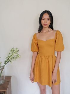 Ochre Color, Full Dress, Linen Mini Dress, Reformation Dress, Reformation Dresses, Looks Vintage, Classy Dress, Linen Dress, Puff Sleeves