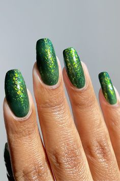 Serpentine is a deep reptilian green nail polish with orange-gold-green iridescent flakies. No one messes with you when you’re wearing snakeskin (faux, of course). You’re living your fashion empire fantasy, complete with stompy shoes and a bitchy bag. Lucky for those in your orbit, you’re not quite as cold-blooded as some other fashion industry icons… Pearl Cosplay, Iridescent Nail Polish, Jelly Nail Polish, Fashion Empire, Jelly Nail, Twisted Tea, Cirque Colors, Cold Blooded, Green Nail Polish