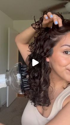 Pin Back Curly Hair, Treluxe Routine, How To Style Natural Wavy Hair, Curly Hairstyles For Thinner Hair, Plump Method Curls, Dry Curly Hairstyles, Air Dry Hairstyles, Easy Hairstyles For Wavy Hair, Curly Hair Work Styles