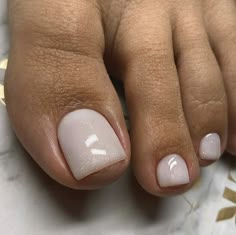 Opi Nail Colors, Pedicure Colors, Gel Toe Nails, Toe Nail Color, Short Gel Nails, Nail Care Tips, Pretty Gel Nails, Metallic Nails, Toe Nail Designs