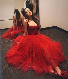 Red Tulle Prom Dress, Liz Gillies, Beach Wedding Dress Boho, Tulle Evening Dress, Elizabeth Gillies, Lace Beach Wedding Dress, Mini Dress Fashion, Red Prom, Party Gown