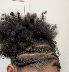 cornrows, curly hair, type 4 hair, type 3 hair, black woman, curls Cornrows Curly Hair, 3c 4a Hairstyles, Afro Hairstyles For Kids, Curly Hairdos, Nature Hairstyles, Type 3 Hair, Natural Crown