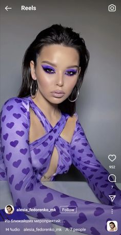 y2k makeup purple eyeshadow Light Purple Eyeshadow, Makeup Purple Eyeshadow, Purple Eyeshadow Looks, Fall Baddie, Eyeshadow Step By Step, Makeup Purple, Eyeshadow Tips, Most Paused Movie Scenes