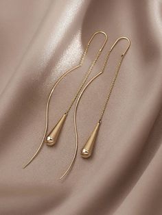 Only Gold Earrings, Elegant Jewelry Classy, Gold Prom Jewelry, Gold Long Earrings, Sleek Jewelry, Water Jewelry, Teardrop Jewelry, Classy Earrings, Long Chain Earrings