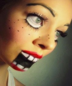 Ventriloquist dummy. | 33 Totally Creepy Makeup Looks To Try This Halloween Roller Derby Makeup Ideas, Diy Halloween Face Paint, Diy Halloween Face, Creepy Doll Makeup, Extreme Make-up, Pagan Lifestyle, Alien Makeup