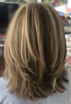 Medium Layered Haircuts 2023, Long Layered Bob Hairstyles Over 50, Flattering Medium Length Haircuts, Easy To Maintain Hairstyles, Medium Length Thick Hair With Layers Over 40, Layers For Shoulder Length Hair Straight, High Light Hair Color Ideas For Black Hair, Layered Short Medium Hair, Katie Couric Hairstyles