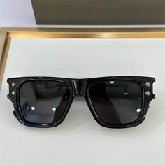 Luxury Brand Personality Outdoor Limited Edition Square Sunglasses for Men Emitterone Sunglasses DTS48 Super Cool Sunglasses Brand Personality, Colorful Frames, Cool Sunglasses, Sunglasses For Men, Super Cool, Luxury Brand, Square Sunglasses, Limited Editions, Luxury Branding