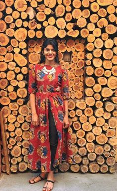 Kalamkari Dress, Kalam Kari Kurti Designs, Bollywood Style Floor-length Kurta With Kalamkari Print, Festive Floor-length Dress With Kalamkari Print, Festive Floor-length Kalamkari Print Dress, Navratri Kalamkari Print Floor-length Salwar Kameez, Kalamkari Designs