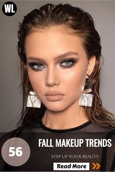 Smudged eyeliner makeup trend to elevate your fall beauty look Smudged Eyeliner Makeup, Bold Blush, Fall Makeup Trend, Smudged Eyeliner, Minimal Makeup Look, 50 Makeup, Latest Makeup Trends, Cat Eyeliner, Fall Makeup Looks