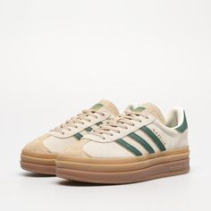 ADIDAS GAZELLE BOLD W dostępny w sklep.sizeer.com. Fashion 50s, Dr Shoes, Shoe Inspo, Aesthetic Shoes, Chunky Sneakers, Adidas Gazelle