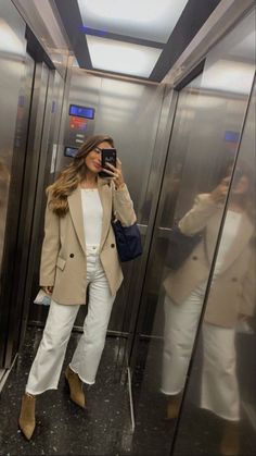 Looks Pinterest, Outfit Primavera, Chique Outfits, Business Casual Outfits For Work, Casual Work Outfits, Mode Inspo, Looks Chic, Blazer Outfits, Work Outfits Women