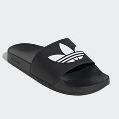 Men's Adidas Orignals Adilette Lite Slide Sandals Black White New Various Sizes Adidas Sandals, Adidas Shoes Mens, Mens Shoes Sandals, Mens Slides, Red Sandals, Red Adidas, Slides Shoes, Adidas Black, Sandals Black