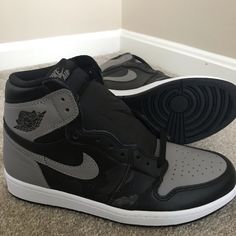 New Authentic Deadstock Jordan 1 Shadow Sz 9 Has Some Minor Glitter Shine All Nike Shoes Jordans, Jordans Shadow, All Black Jordans, Nike Jordan High-top Black Shoes, Jordan 1s Black, Air Jordan 1 Shadow 2.0, Jordan 1 Black And Grey, Shoe Inspo Sneakers, Jordan 1 Gray And Black