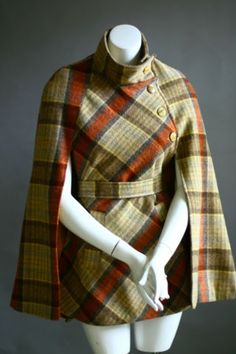 70s Fashion Hippie, Cape Fashion, 1960s Fashion, 60s Fashion, 가을 패션, Plaid Dress, Mode Inspiration, Historical Fashion