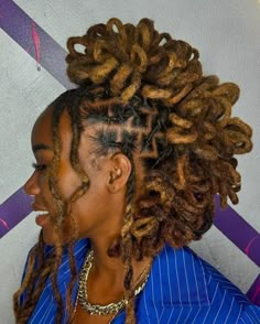 Summer Locs Styles, Feminine Locs Styles, Loc Wedding Styles Updo, Loc Elegant Styles, Bridal Hairstyles Locs, Loc Style Ideas Black Women, Short Loc Styles With Shaved Sides, Crown Loc Styles For Women