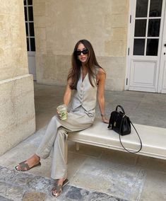 Parisian Style Spring Summer, Classy Summer Looks For Women, Business Professional Outfits Spring, Danielle Pheloung Work Outfits, Work Summer Outfits The Office, Office Summer Outfits Women, Professional Outfits Women Summer, Office Outfits Women Summer, Professional Summer Work Outfits