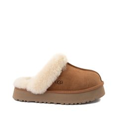 Womens UGG® Disquette Platform Clog - Chestnut | Journeys Ugg Platform Slippers, Cute Uggs, Womens Ugg, Comfy Slippers, Ugg Tasman, Shoe Wishlist, Platform Clogs, Ugg Slippers, Girly Shoes