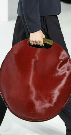 New York Fall, Handbag Heaven, 2017 Fashion, Designer Shoulder Bags, Bags Fashion, Fall 2017, Sewing Bag, Diy Bag