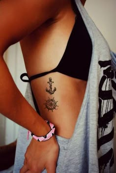 Tattoos For Women On Thigh, Tattoo Side, Pattern Tattoos, Small Rib Tattoos, Bohemian Tattoo, Tattoo Son, Tattoo Trend, Disney Tattoo