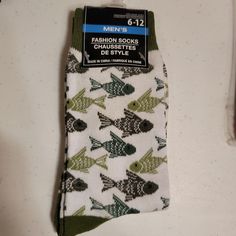 Men's Fashion Socks ~ Fish ~ Shoe Size 6 - 12 ~ New Fish Lover Fisherman Gifts For Fishers Men, Mens Socks Fashion, Fashion Socks, Men's Fashion, Socks, Man Shop, Size 6, Fish, Pattern