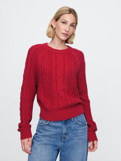 Soft cotton cable-knit sweater.  Crewneck.  Long sleeves.  Fit: Classic.  A straight & easy fit.  Hits at the hip.  Models wearing Gap Red Cable Knit Sweater, Cotton Cable Knit Sweater, Sweater Oversize, Fall Winter Wardrobe, Cable Sweater, Gap Sweater, Sweaters Crewneck, Cable Knit Sweater, Sled