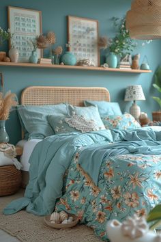 23 Trendy Boho Coastal Bedroom Ideas You Will Love Hawaiian Room, Coastal Bedroom Design, Boho Coastal Bedroom, Bedroom Moody, Comfy Furniture, Coastal Bedroom Ideas, Headboard Inspiration, Apartment Bedroom Ideas, Boho Bedrooms