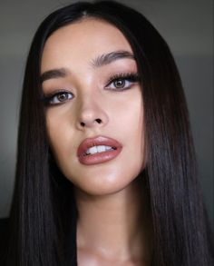 Liza Soberano Makeup, Ponytail Hairstyles Wedding, Liza Soberano Instagram, Evening Eye Makeup, Liza Soberano, Actress Without Makeup, The Baddest, Hairstyles Wedding, Model Face