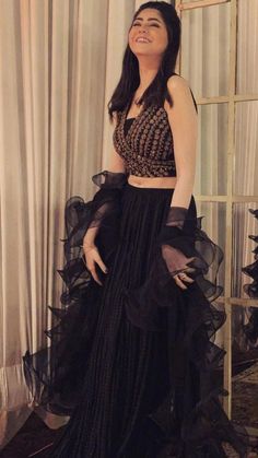 Dress For Ladies Sangeet, Western Lehenga Blouse Designs, Black Indowestern For Women, Simple Black Lehenga, Blouse Designs Latest Lehenga, Western Lehenga Style, Sangeet Outfit Bridal Indo Western, Trendy Lehenga Designs, Long Skirt Top Designs