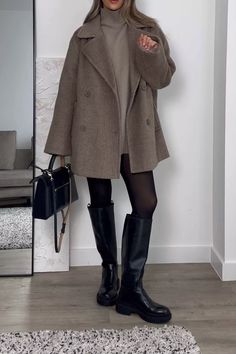 Knee-high boots curated on LTK Cotswolds Outfit, Porsche Mom, Spain Winter, Outfit Petite, Fashion Advisor, Capsule Wardrobe Women, Winter Boots Outfits, Europe Outfits, Beauty Inspo