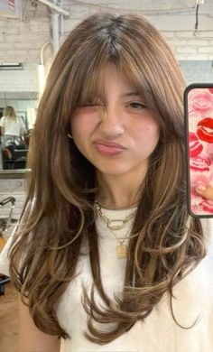 Fall Haircut, Y2k Hairstyles, Hair Inspiration Long, Bangs With Medium Hair, Haircuts For Wavy Hair, Hair Appointment, Hair Stylies, Haircuts Straight Hair, Long Hair With Bangs