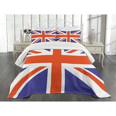 an image of a british flag comforter set