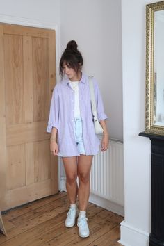 Linen Dress Shirt Outfit, Button Down Boyfriend Shirt Outfit, Summer Button Up Outfit, Oversized Spring Outfit, Oversized Linen Shirt Outfit Summer, Outfit For Summer For Women, Summer Button Down Outfit, T Shirt Looks Outfits, Dress With Oversized Shirt