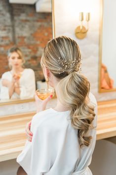 Wedding Ponytail Hairstyles, Bridal Ponytail, Hoco Hair Ideas Ponytail, Hairstyles Bridesmaid, Bridesmaid Hair Down, Hair Bridesmaid, Peach Blush