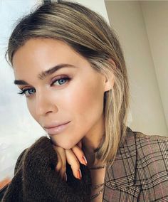 Medium Balayage, Gine Margrethe, Beach Blonde, Balayage Blonde, Light Ideas, Selfie Light, Brown Blonde Hair, Face Hair, Brown Aesthetic