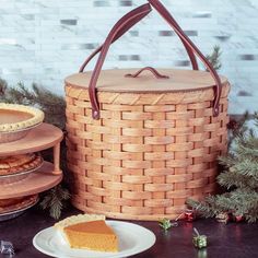 Triple Pie Basket | Amish Made 3-Pie Carrier w/Lid & 2 Trays Plain Amish Pie, Giant Easter Basket, Natural Easter Basket, Large Easter Basket, Stair Basket, Pie Carrier, Wooden Interior, Basket Wall Hanging, Amish Community