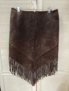 Vintage Chocolate Suede Fringed Skirt! Shake your tail in this beauty!  Fab cond. Made in Australia!...length 70cm. Waist 74cm.... Vintage Green Dress, Suede Fringe Skirt, Vintage Chocolate, Embroidered Belt, Womens Skirts, Robert Louis, Vintage Suede, Vintage Hippie, Fringe Skirt