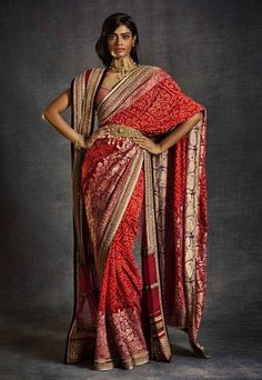 Tarun Tahiliani Saree, Saree Sabyasachi, Ethnic Saree, Sabyasachi Sarees, Saree Bollywood, Vogue Editorial, Summer Bride, Indian Photoshoot, Indian Bridal Fashion