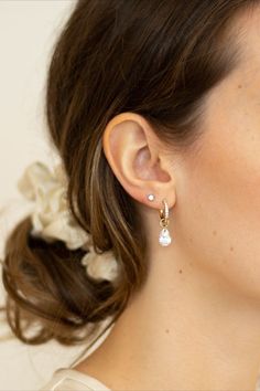 Wedding Earrings 2 Holes, 2 Ear Piercings Ideas Simple Stud, Wedding Earrings Double Piercing, 2nd Lobe Piercing Earrings, Double Earring Ideas, 2nd Ear Piercing Ideas Aesthetic, Percinings Ear Ideas Aesthetic, Seconds Earrings, 2 Hole Ear Piercing